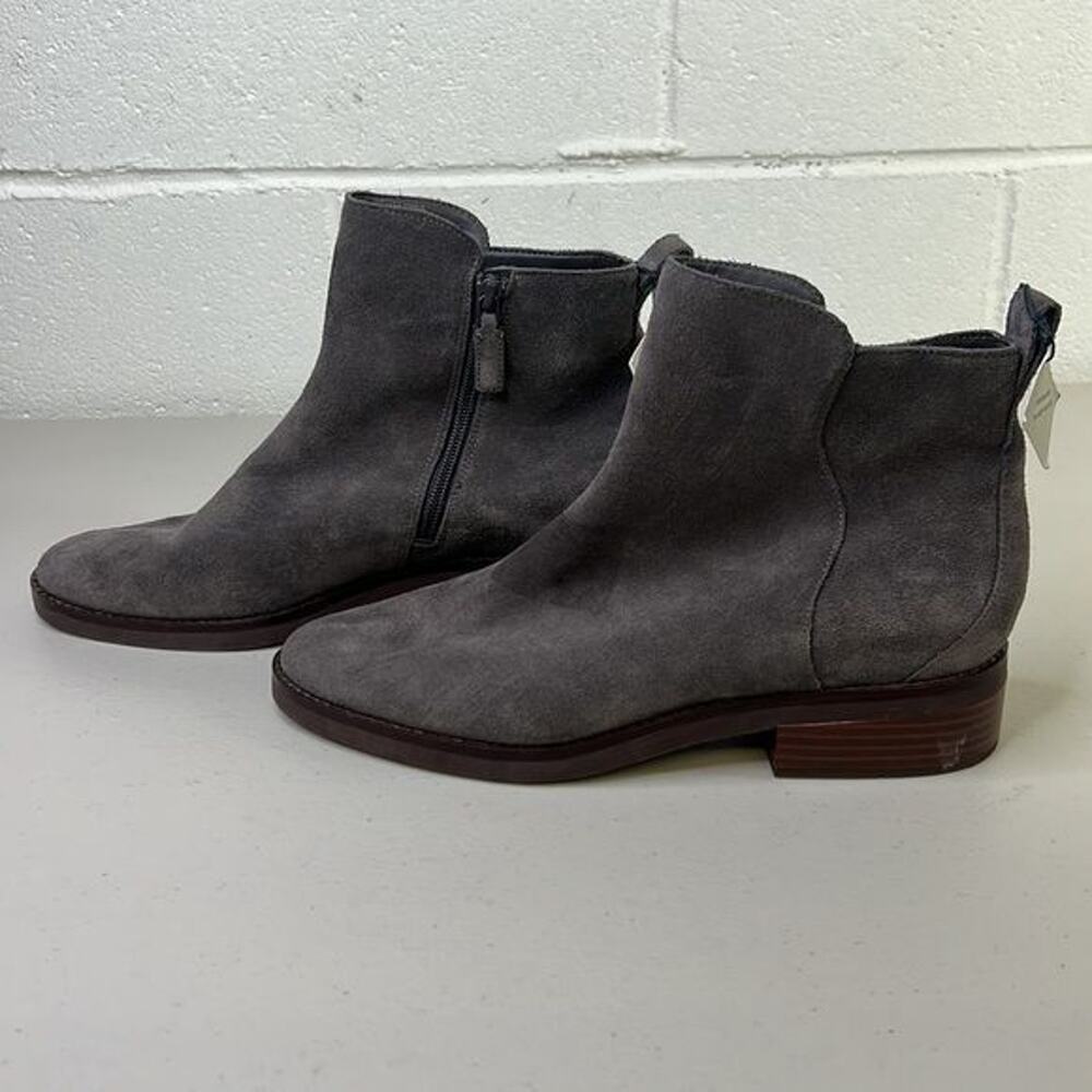 NWT Cole Haan River Round Toe Chelsea Womens Sz 10.5B Boots W26415 suede leather - Picture 4 of 6